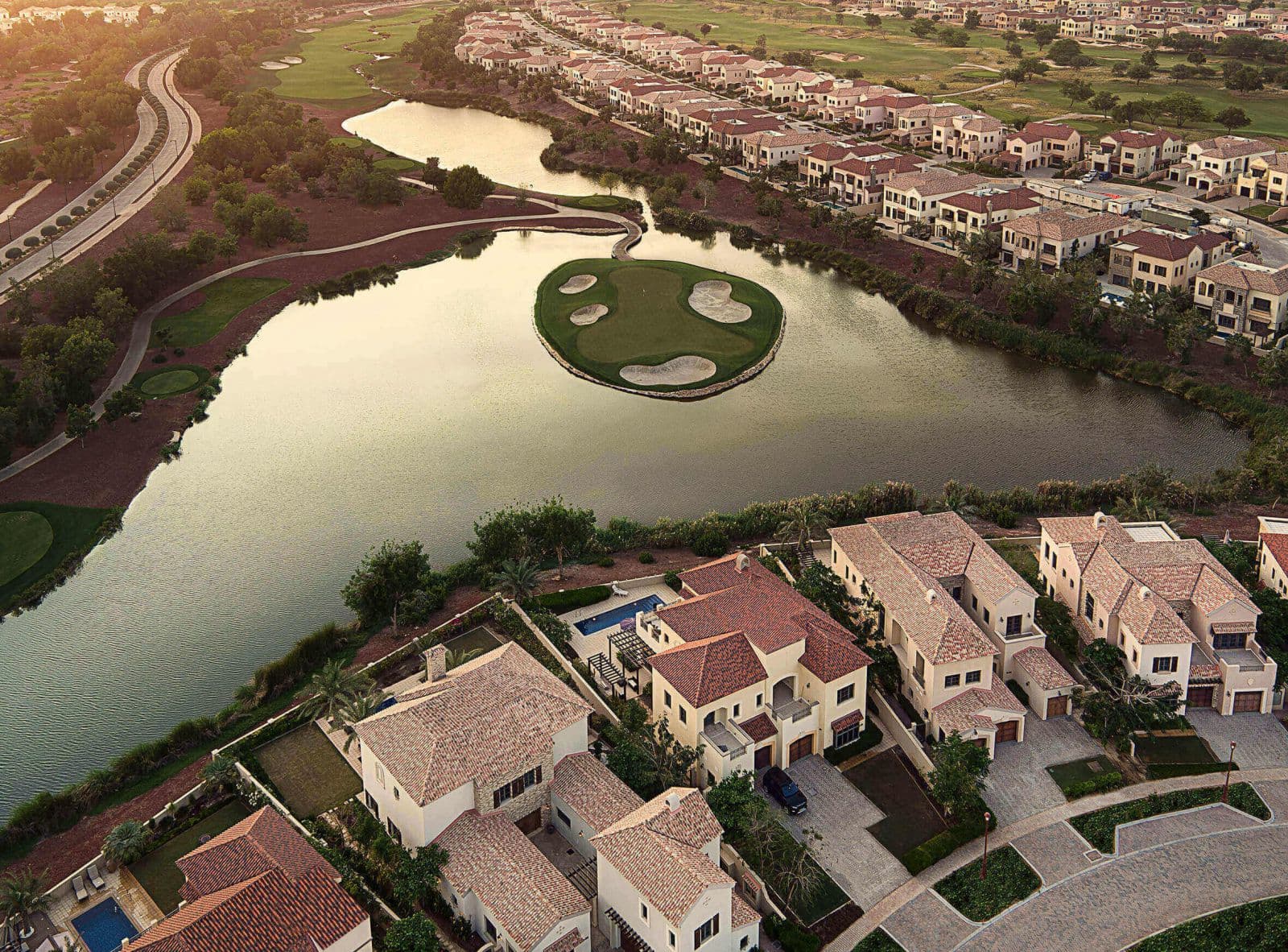 Jumeirah Golf Estates — image 1