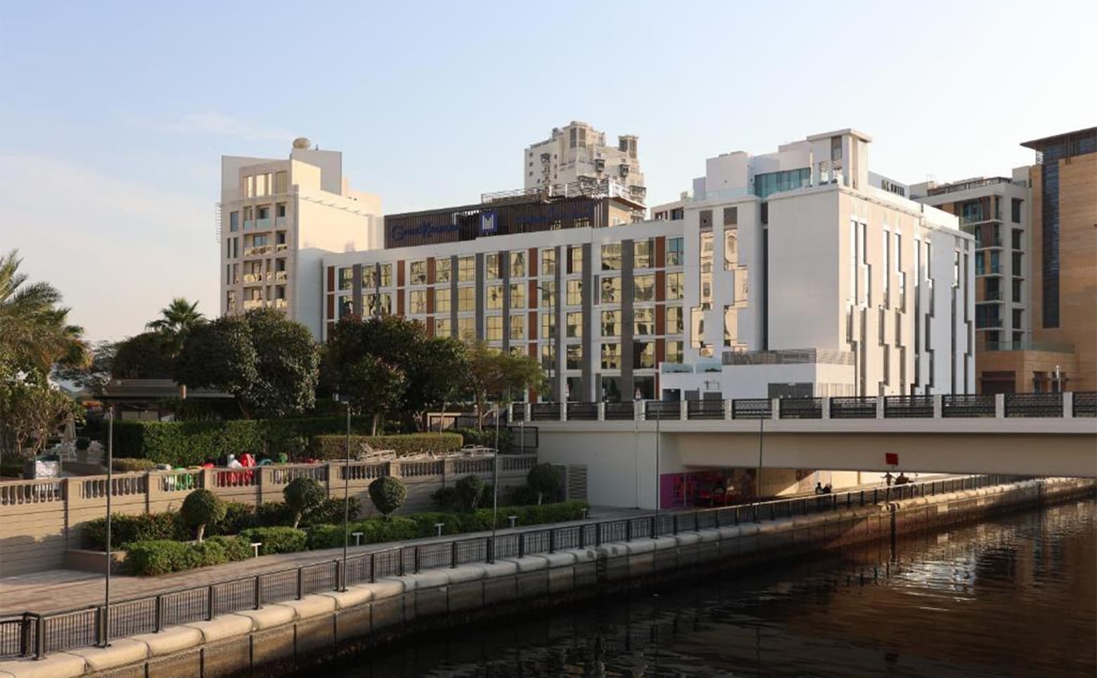 Al Jaddaf Waterfront — image 1
